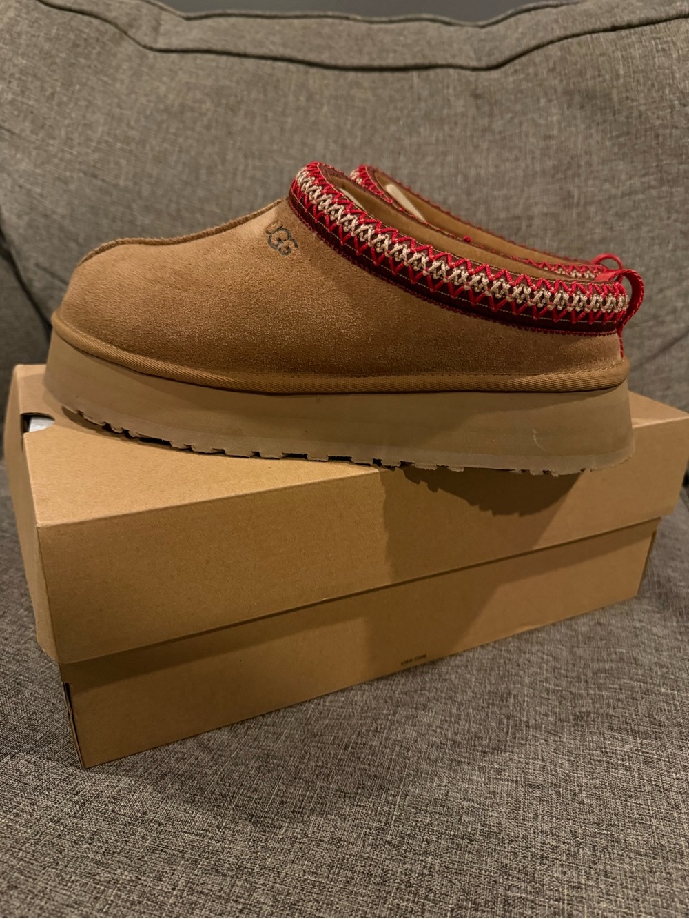 UGG Women's Tasman